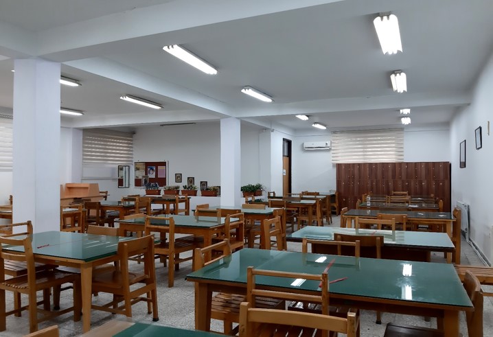 سالن مطالعه برادران