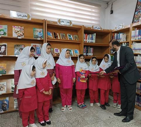 دورهمی دختران کتابخوان