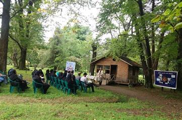 نشست کتابخوان